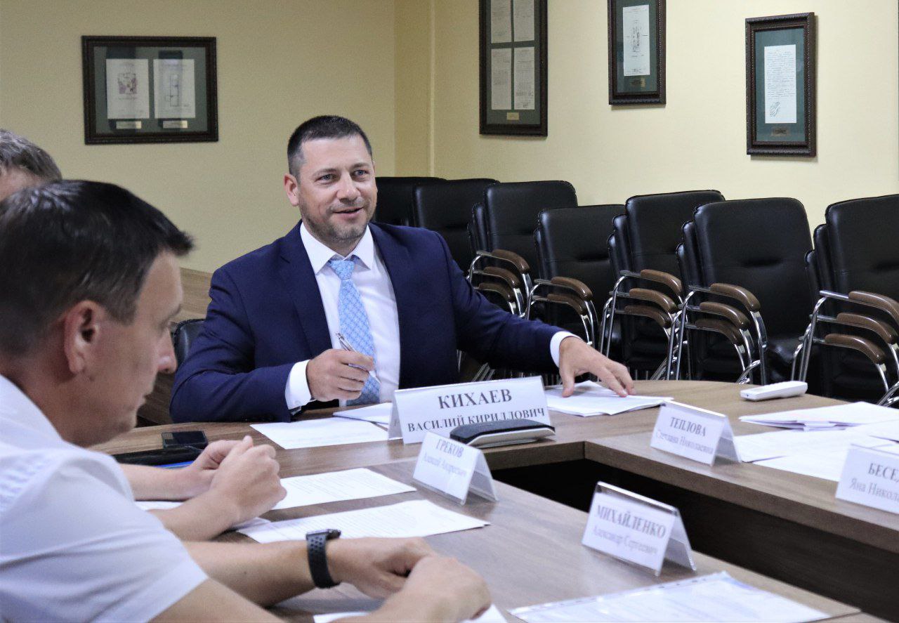 Директор Краевого БТИ Василий Кихаев провел планерку