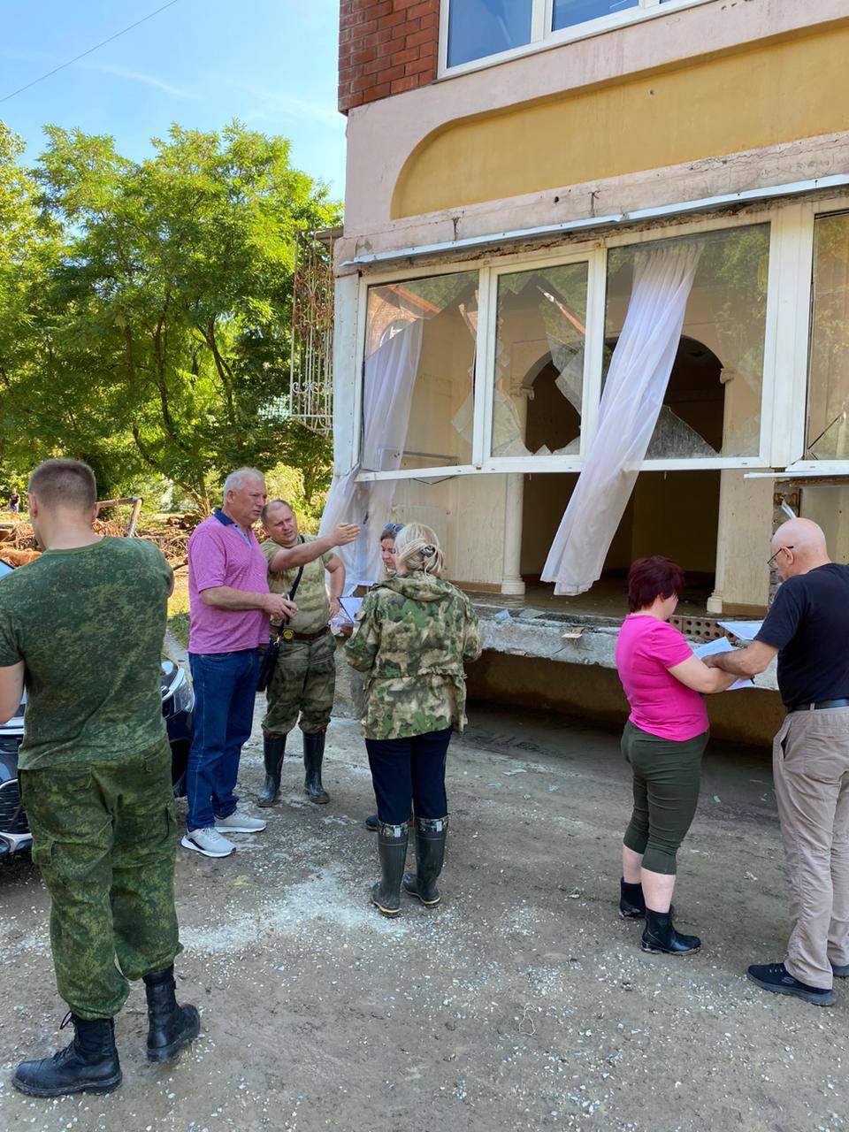 В поселениях Туапсинского района комиссия оценивает степень нанесенного ущерба после подтопления