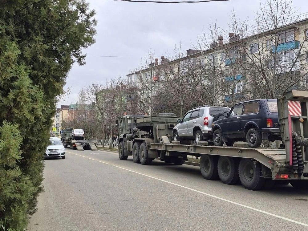 Краевое БТИ безвозмездно передало автомобили в зону СВО