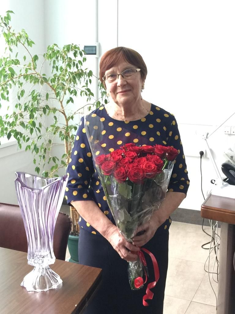 Специалиста, техника отдела Краевого БТИ по г. Новороссийску Наталью Расторгуеву проводили на заслуженный отдых